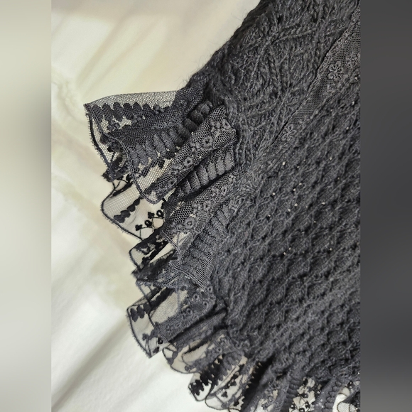 Beautiful, Vtg, Zara Black Lace Trim Sweater. Quite Firm On $ - Picture 4 of 11